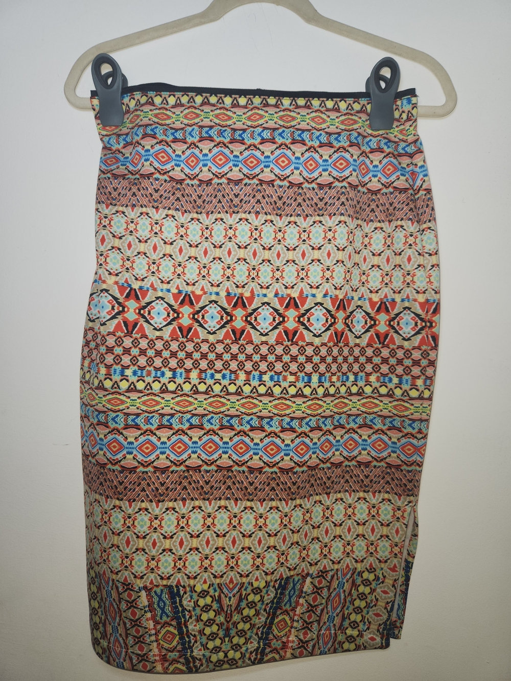 Bisou Bisou Multi-Color Tribal Print Pencil Skirt M